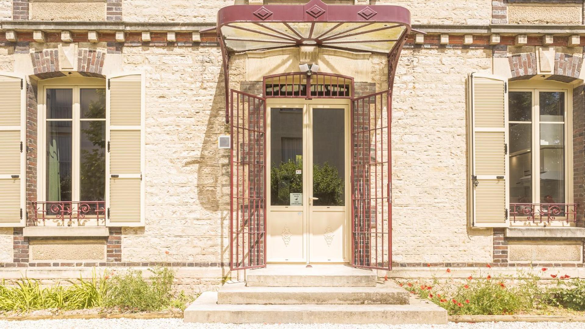 Apartment Bonappart 14 - Charme Napoleonien & Confort