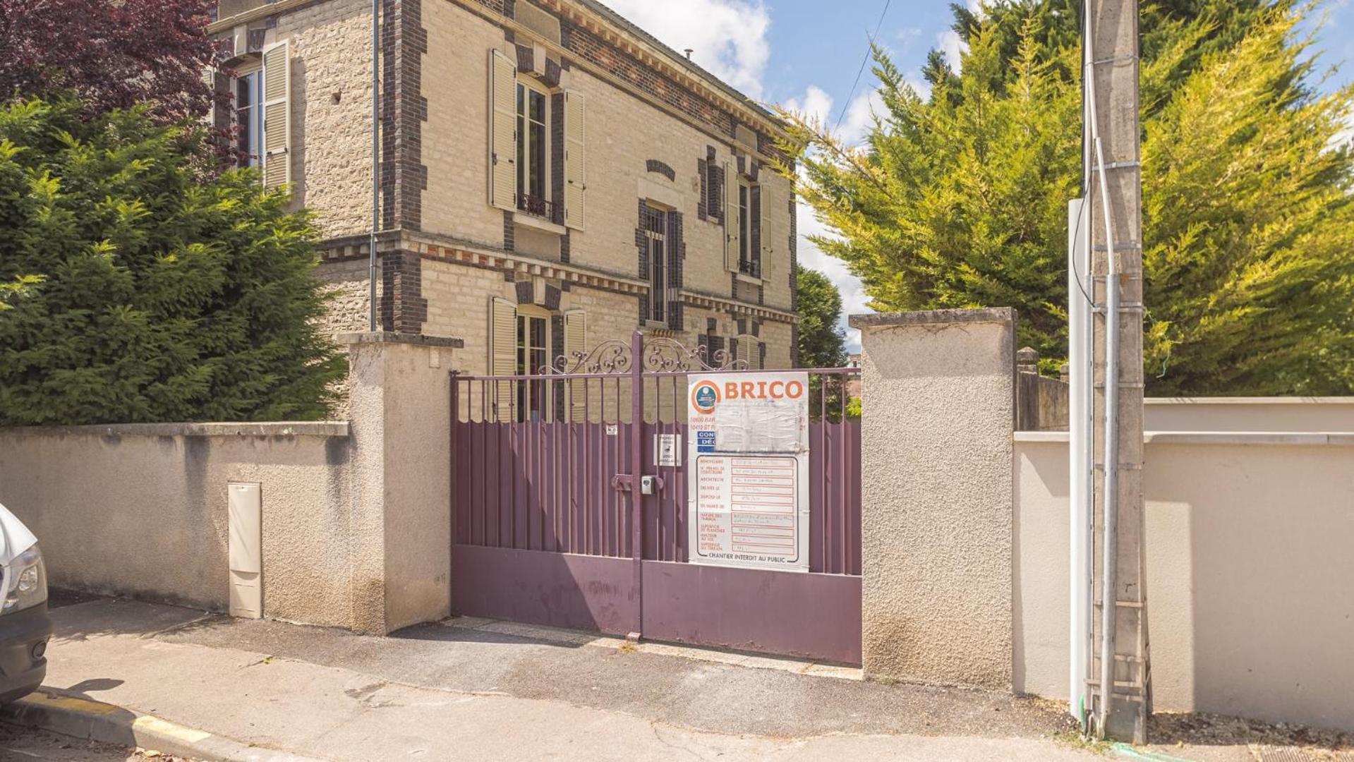 Appartement Bonappart 14 - Charme Napoleonien & Confort Troyes