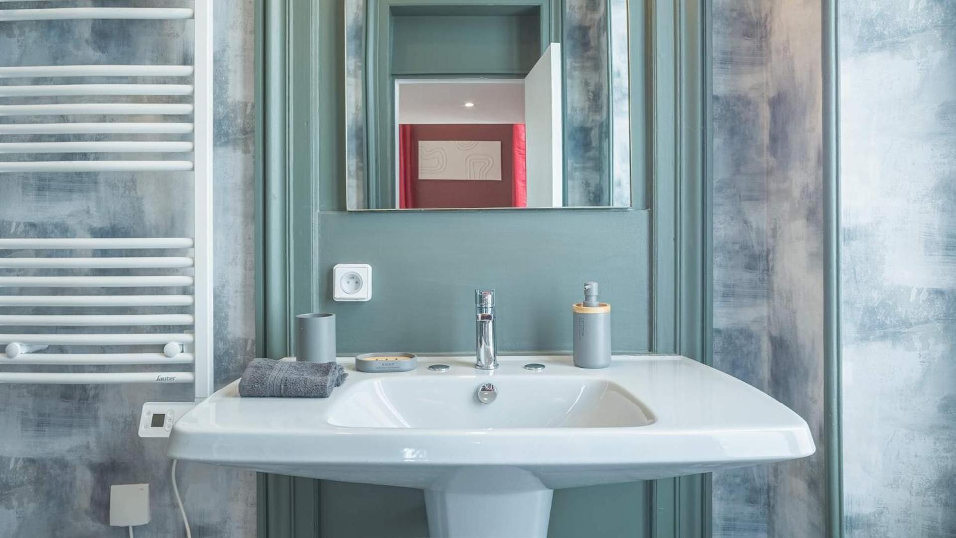 Apartment Bonappart 14 - Charme Napoleonien & Confort